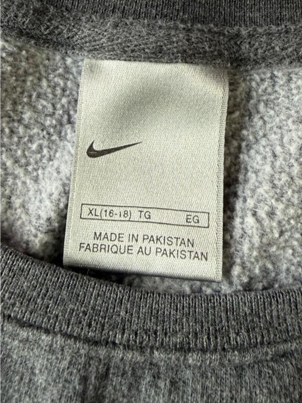 vintage nike crewneck - Picture 4 of 4